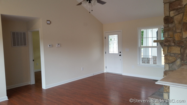 CROUCH HOUSE 24 CROUCH HOUSE 24